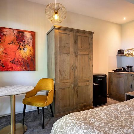 Aubergine Logeren & Dineren Bed & Breakfast Tegelen Exterior foto