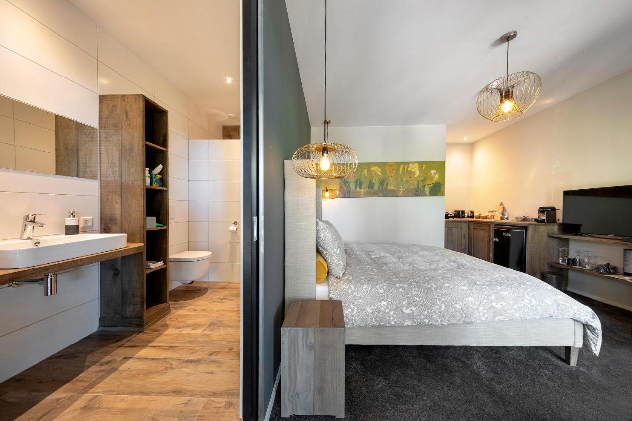 Aubergine Logeren & Dineren Bed & Breakfast Tegelen Exterior foto